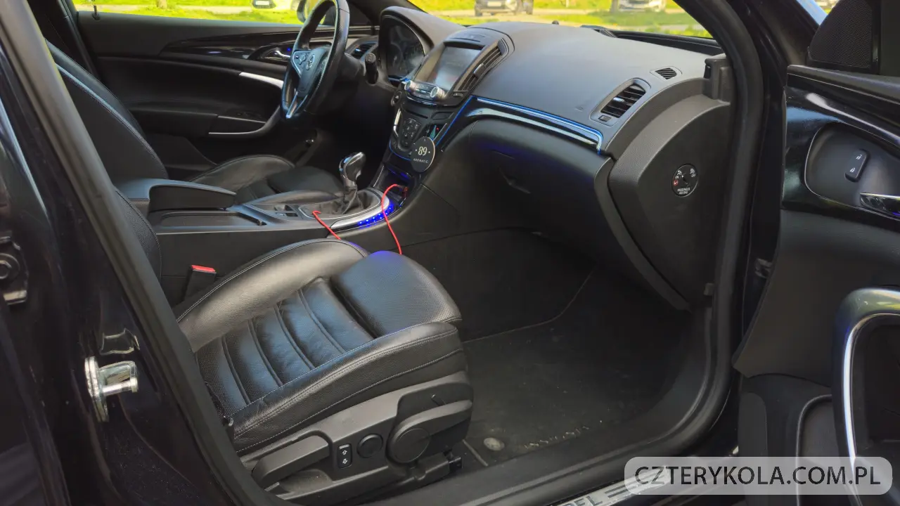 Opel- Insignia- 2014 