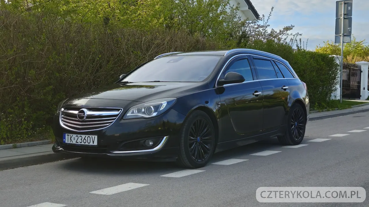 Opel- Insignia- 2014 