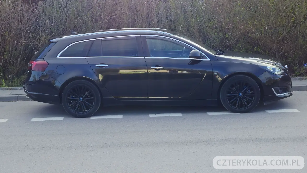 Opel- Insignia- 2014 
