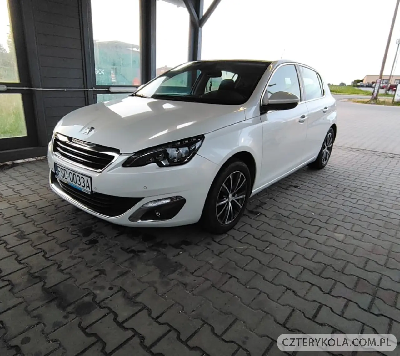 Peugeot- 308- 2014 