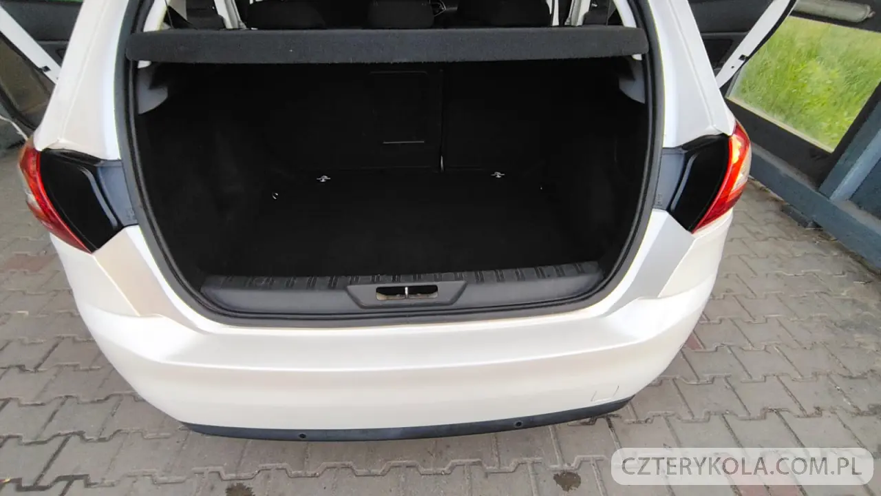 Peugeot- 308- 2014 