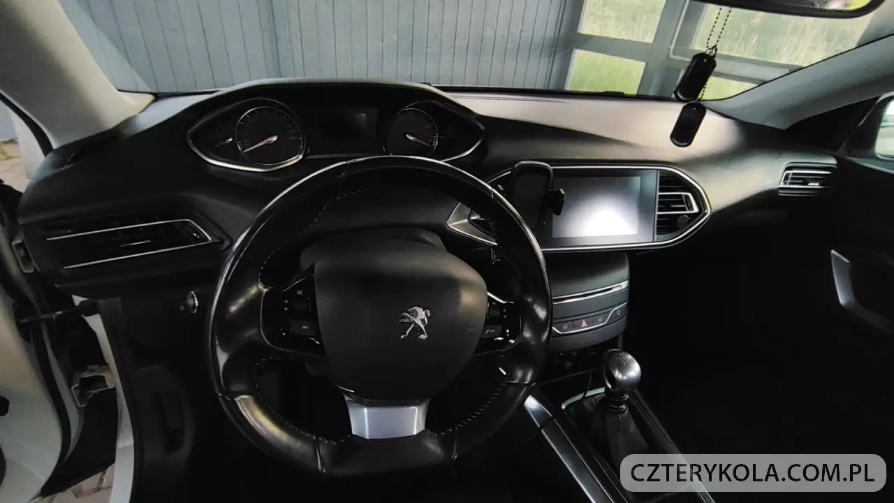 Peugeot- 308- 2014 