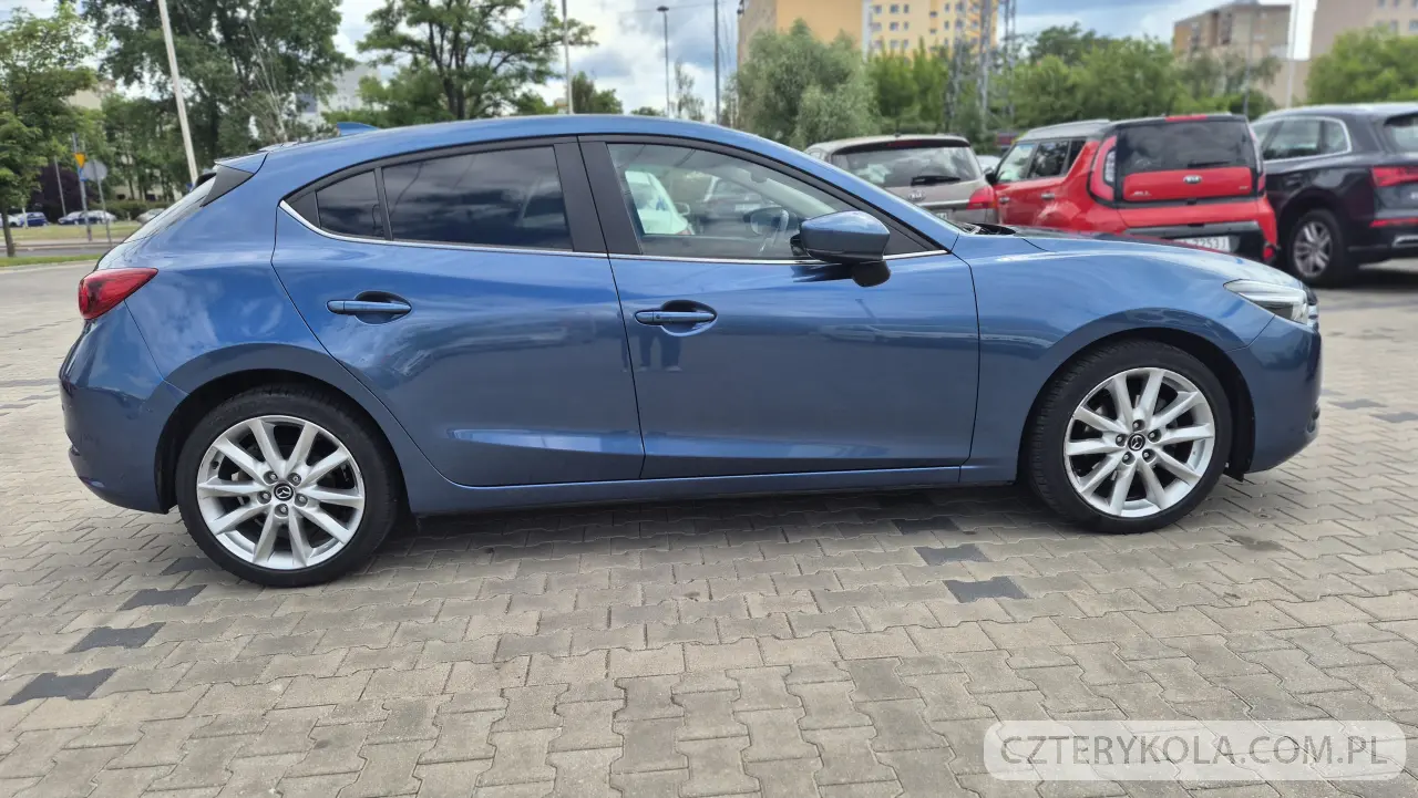 Mazda- 3- 2017 