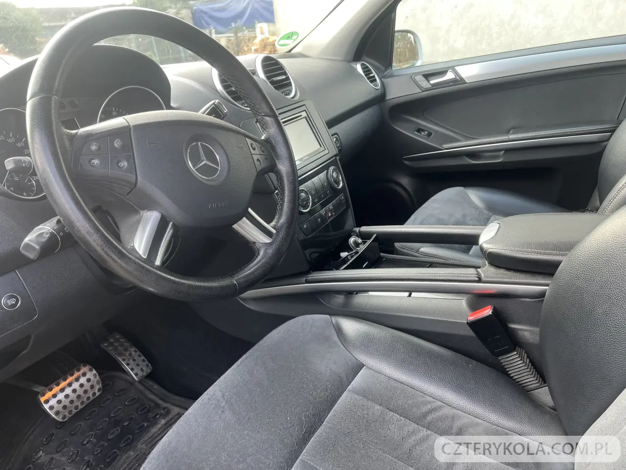 Mercedes-Benz- ML- 2006 