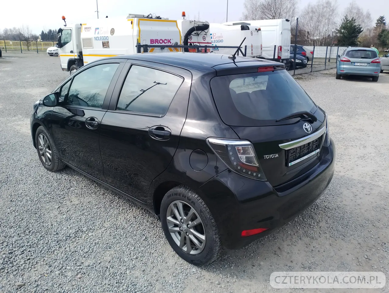 Toyota- Yaris- 2014 