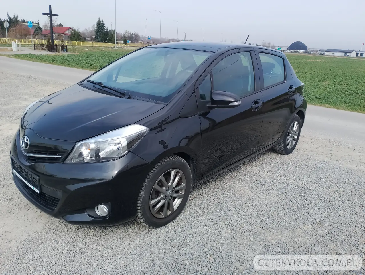 Toyota- Yaris- 2014 
