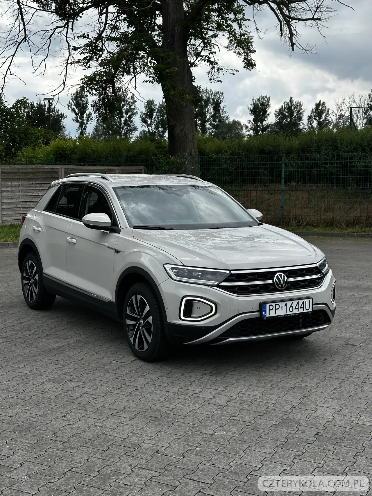 Volkswagen- T-Roc- 2024 