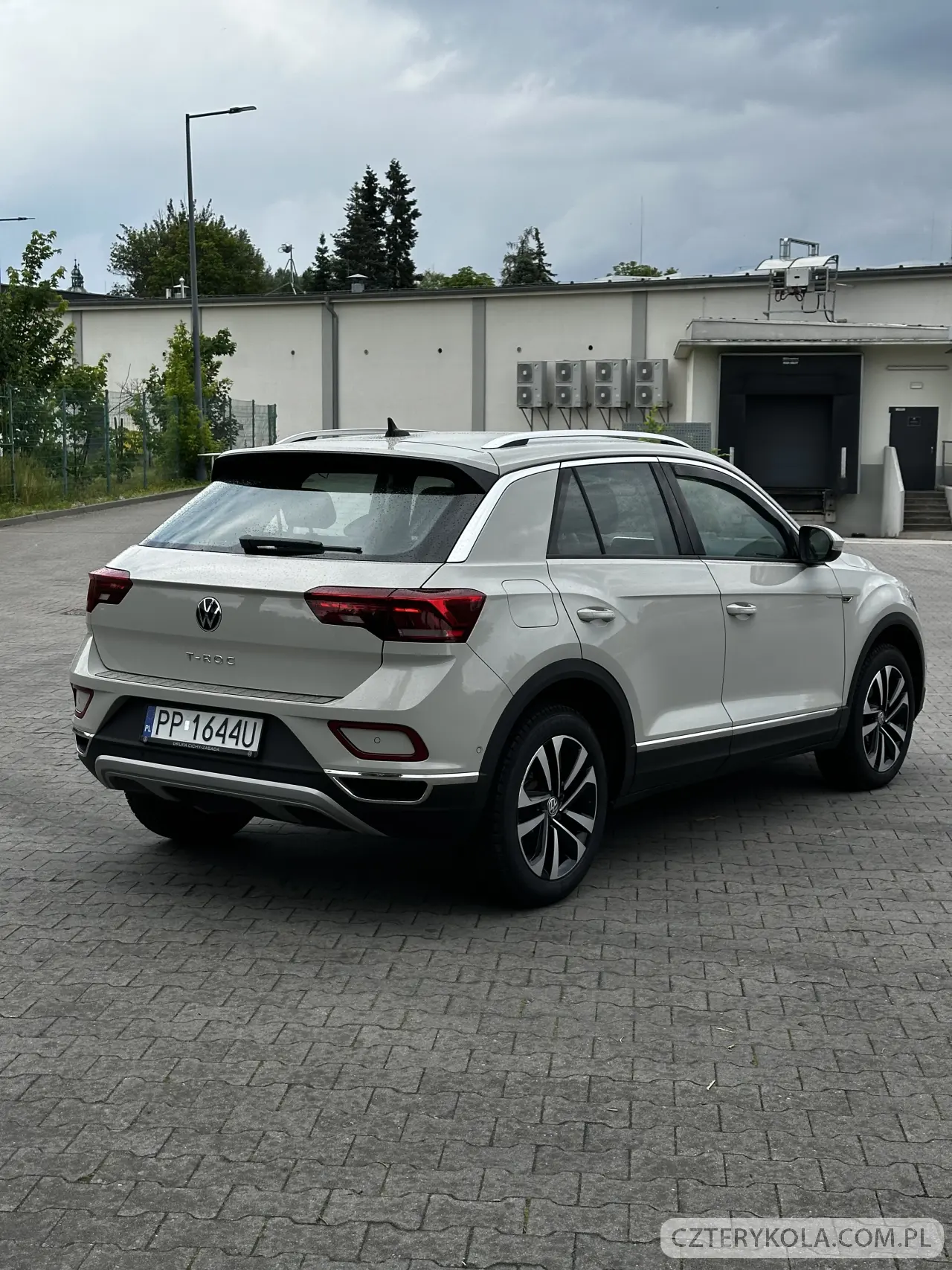 Volkswagen- T-Roc- 2024 