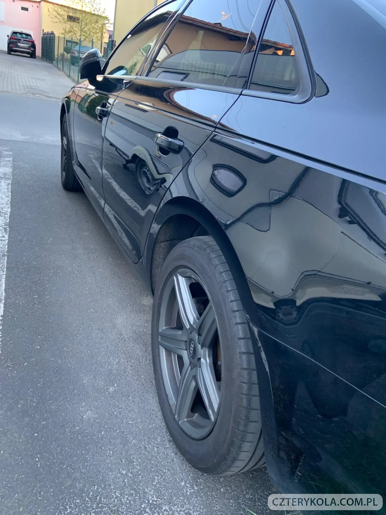 Audi- A4- 2016 