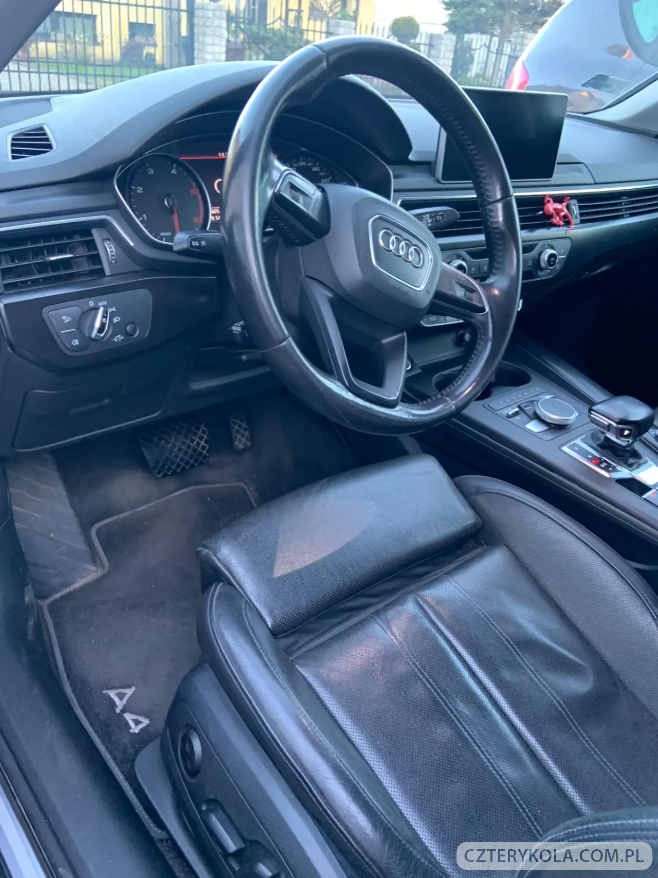 Audi- A4- 2016 