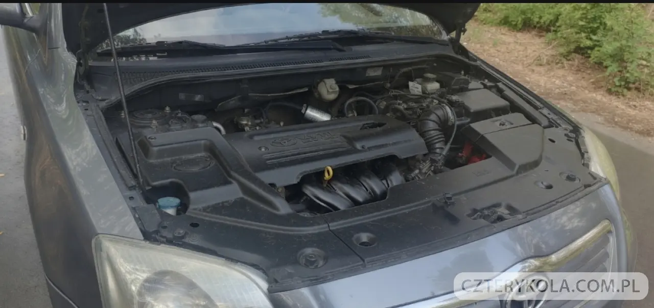 Toyota- Avensis- 2004 