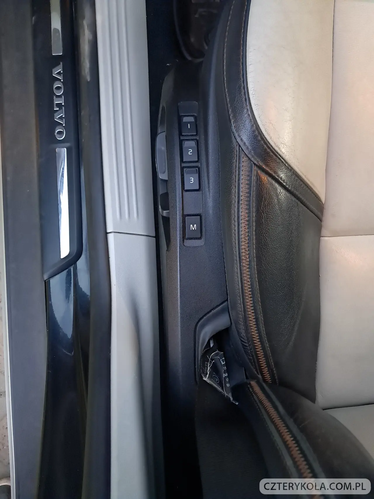Volvo- V40- 2014 