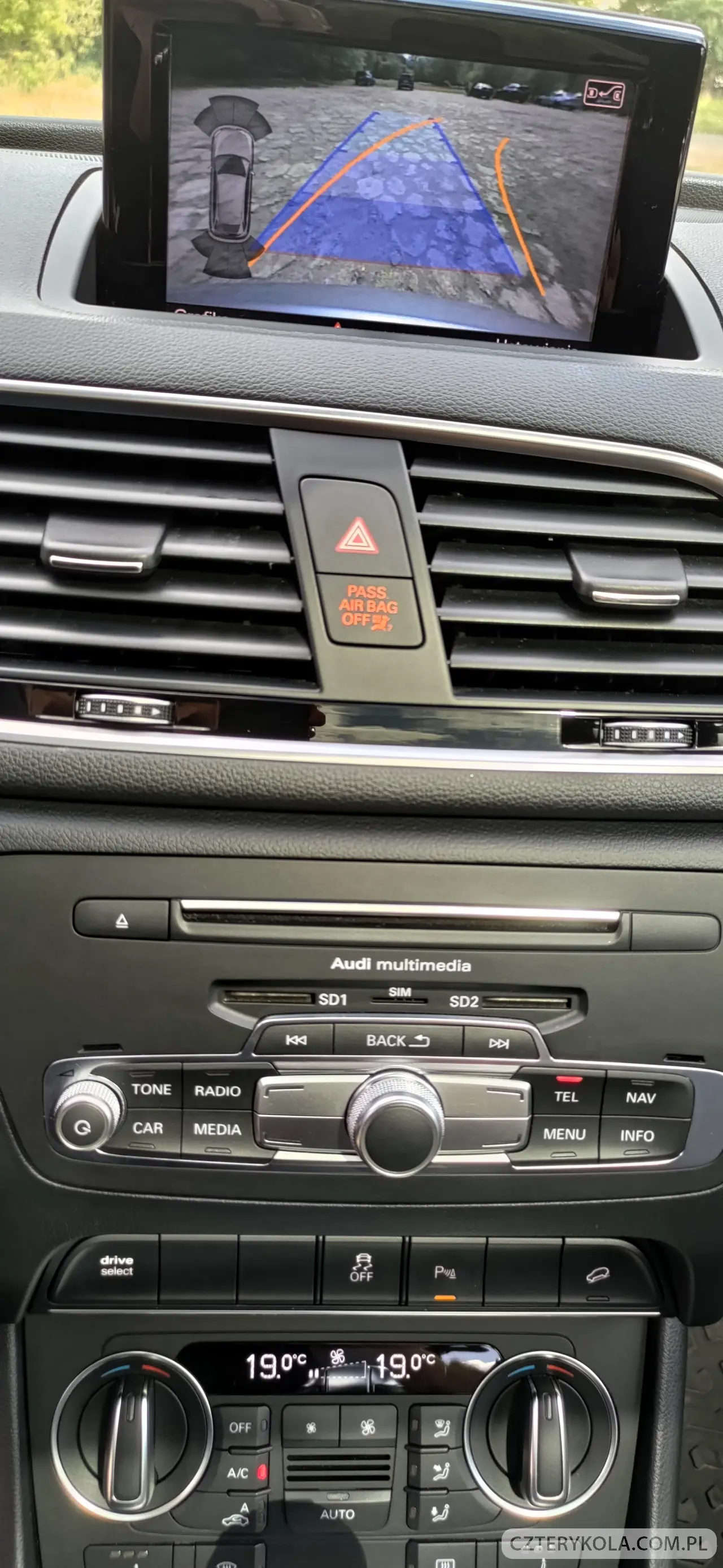 Audi- Q3- 2018 