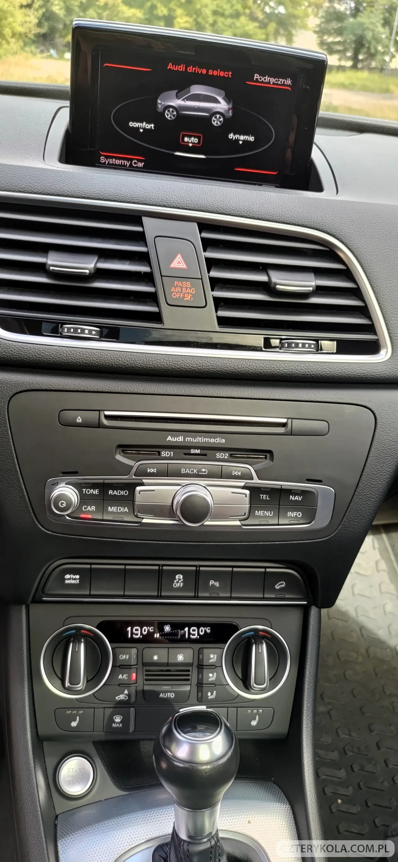 Audi- Q3- 2018 