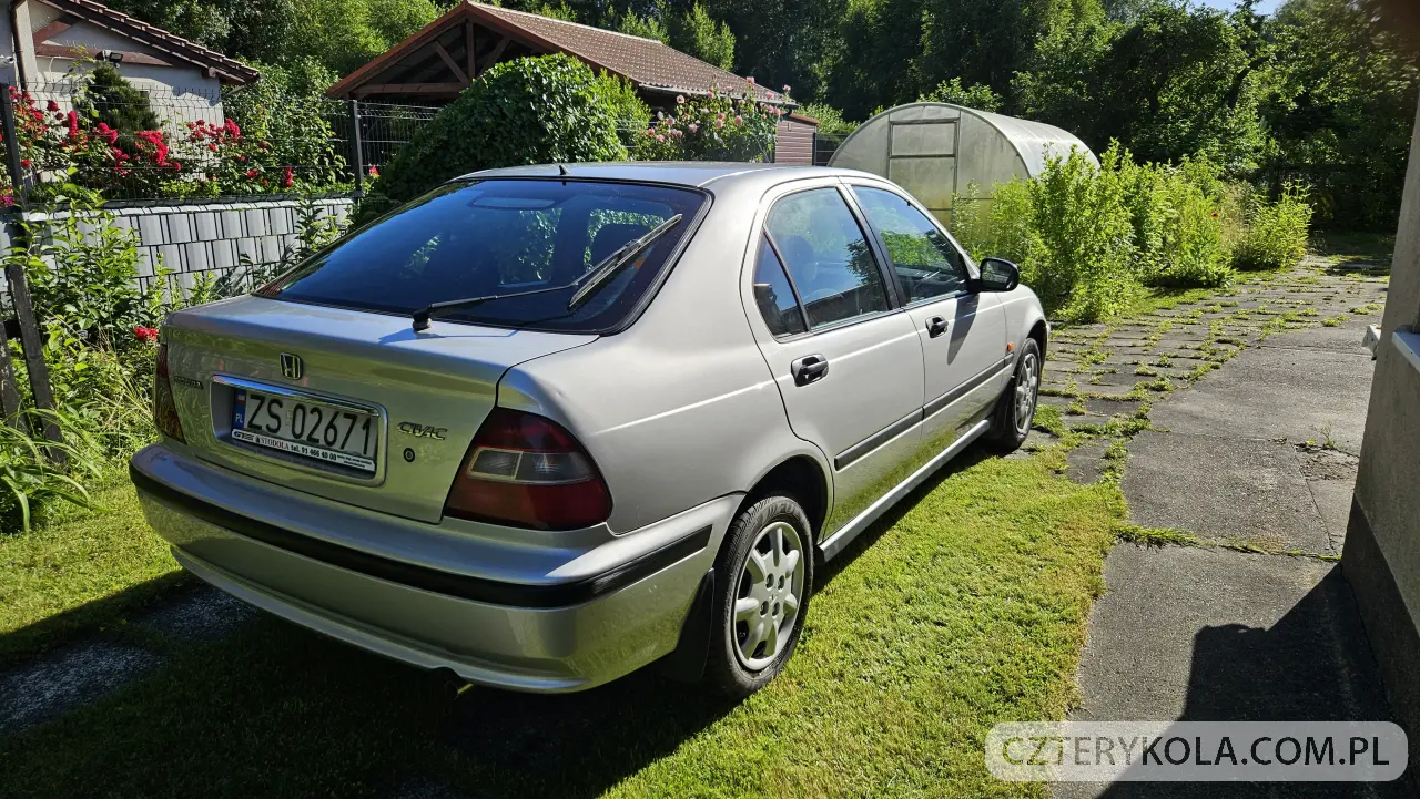 Honda- Civic- 2000 
