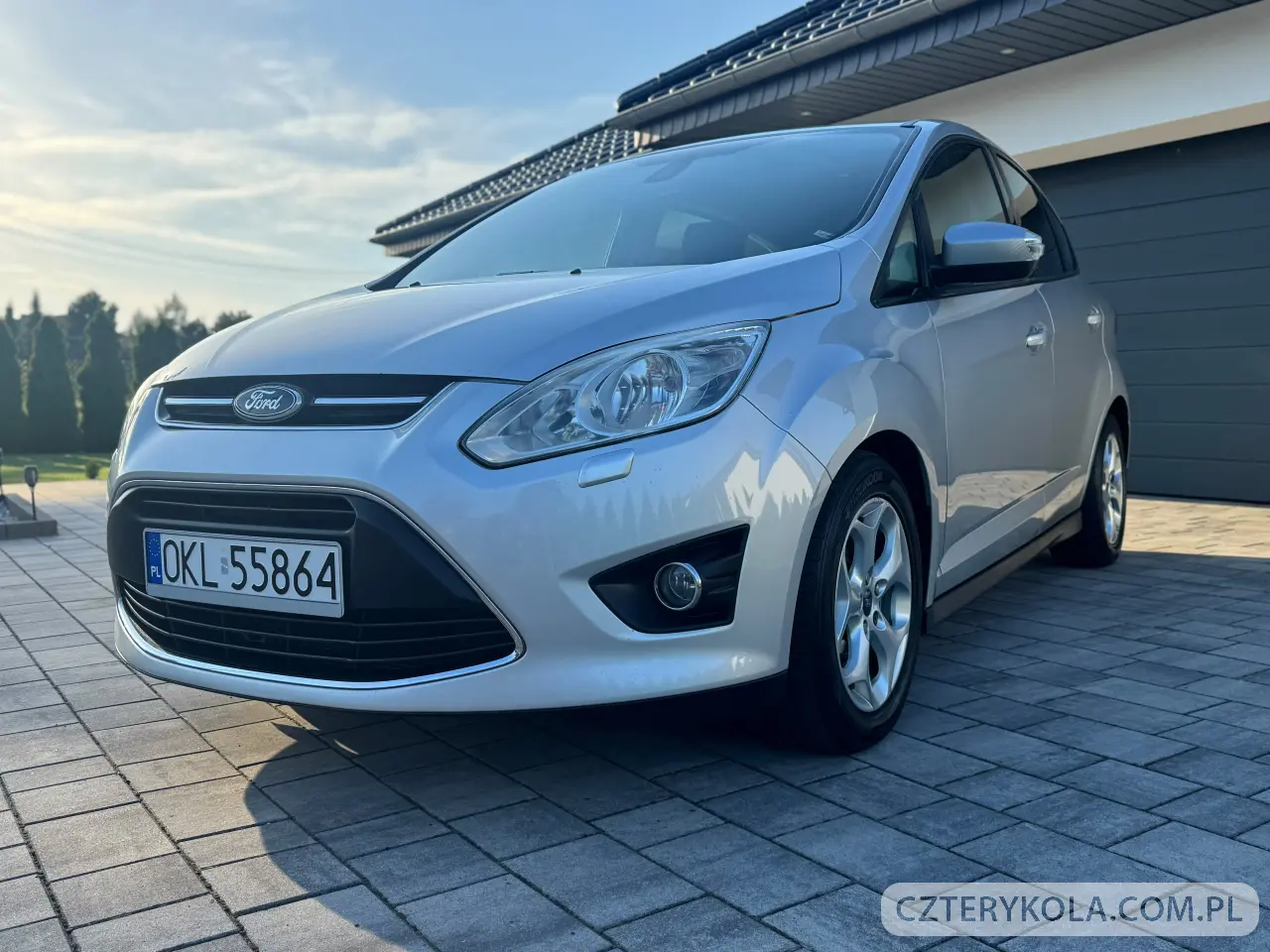 Ford- C-MAX- 2010 