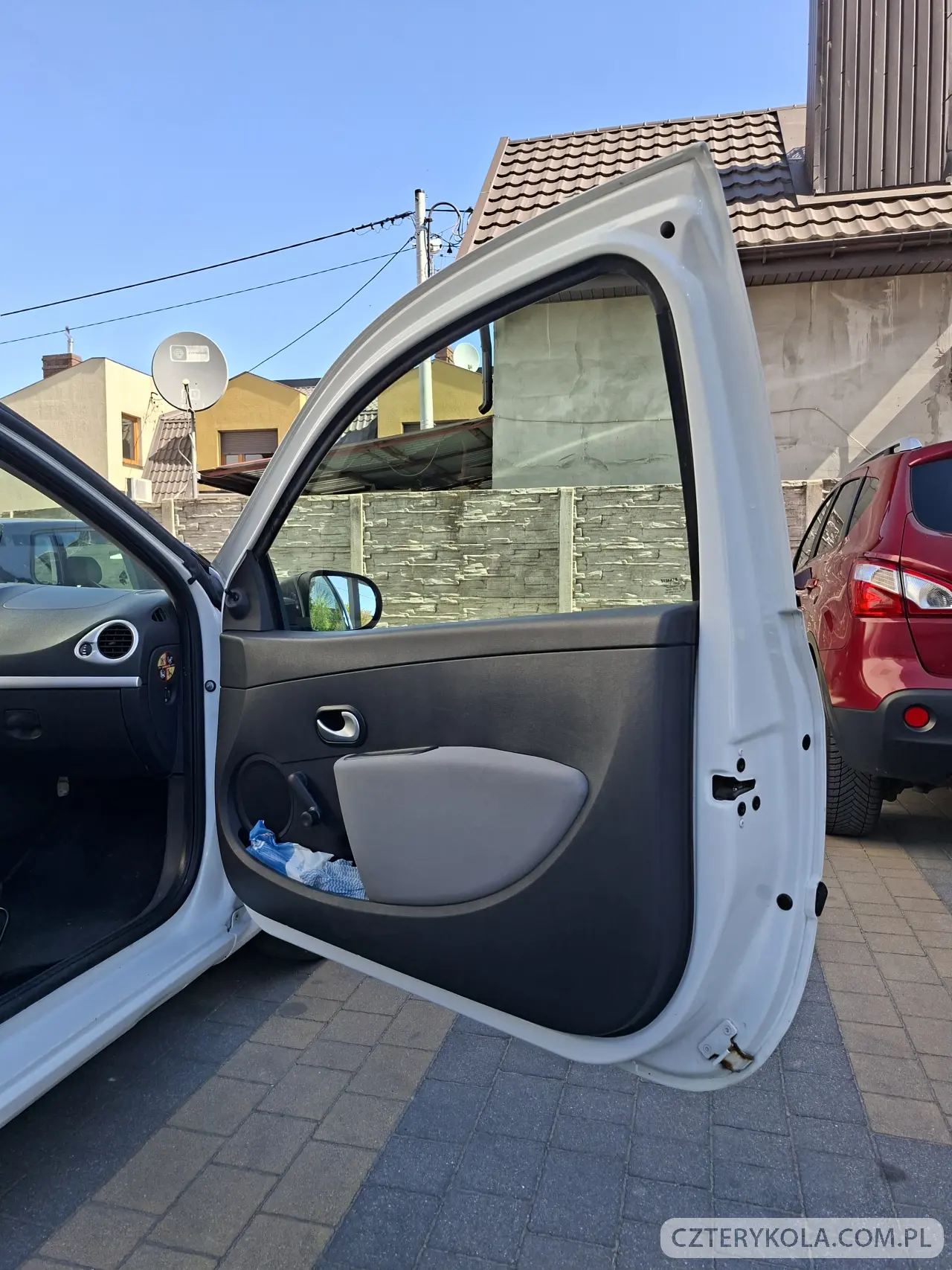 Renault- Clio- 2011 