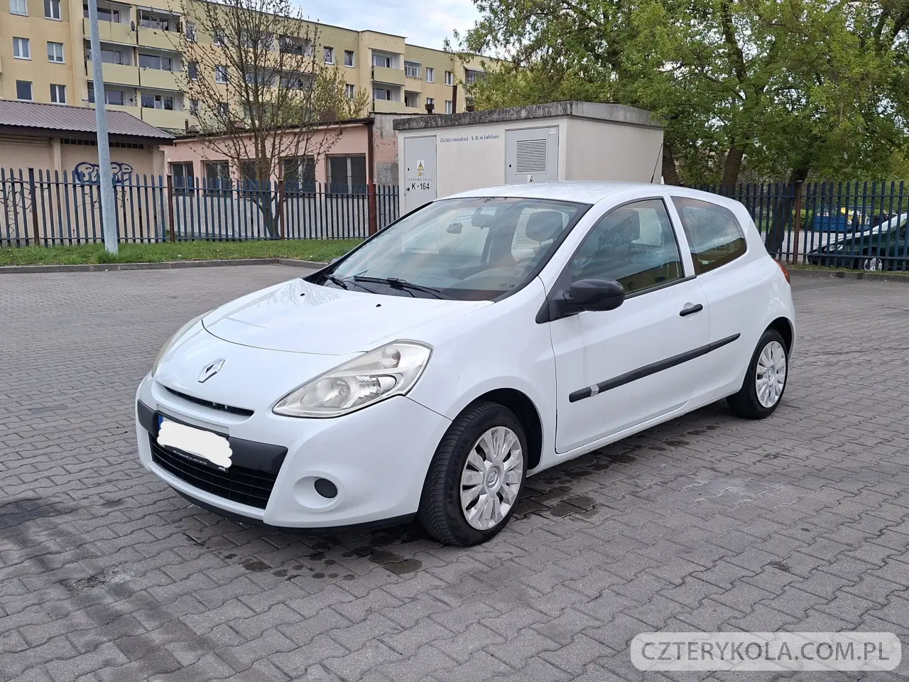 Renault- Clio- 2011 