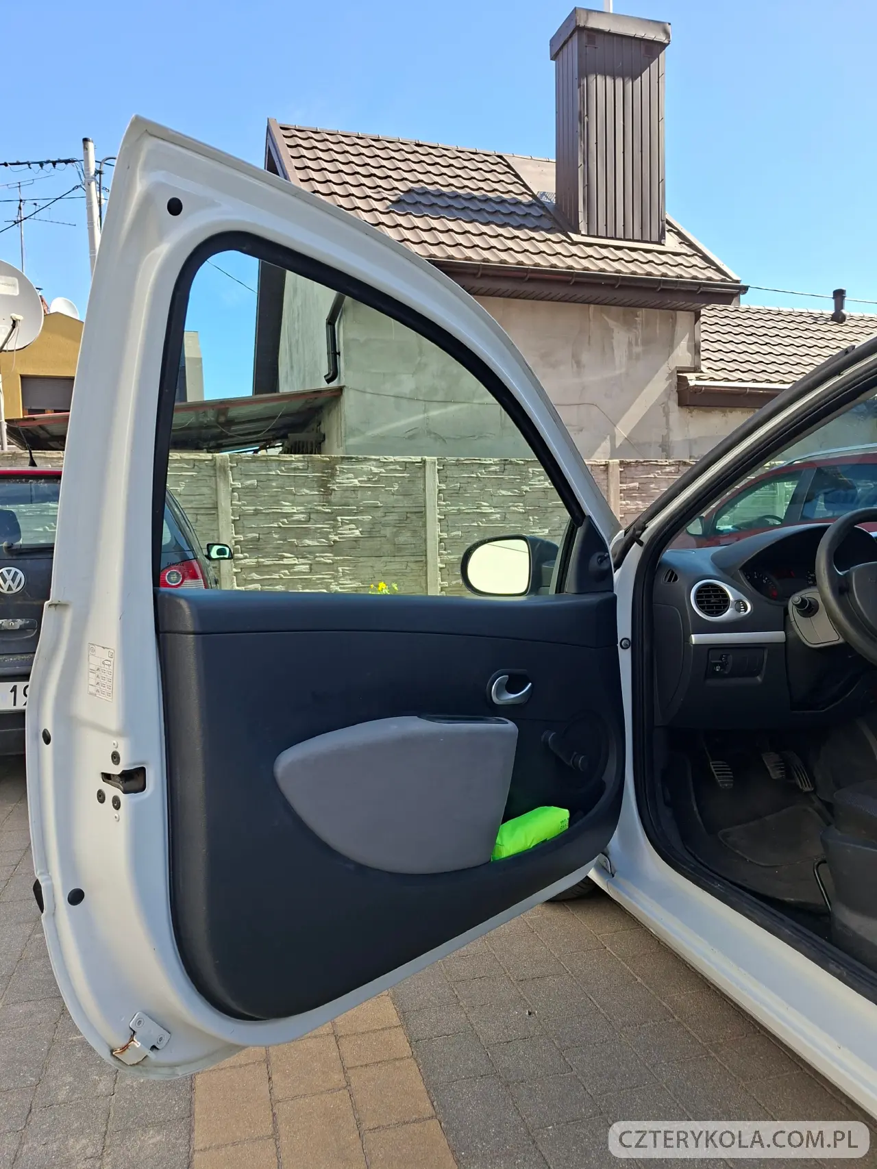 Renault- Clio- 2011 