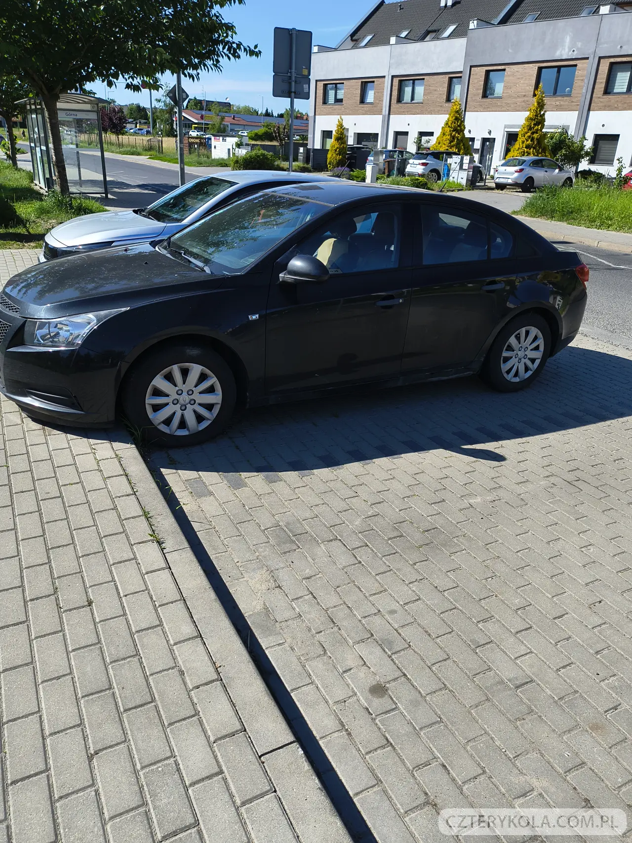 Chevrolet- Cruze- 2010 