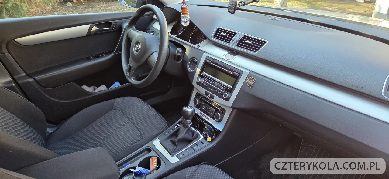 Volkswagen- Passat- 2011 