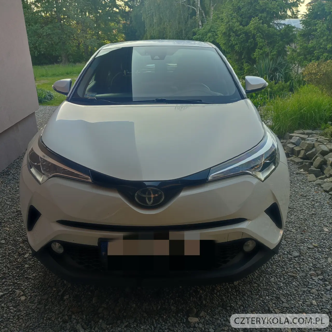 Toyota- C-HR- 2018 