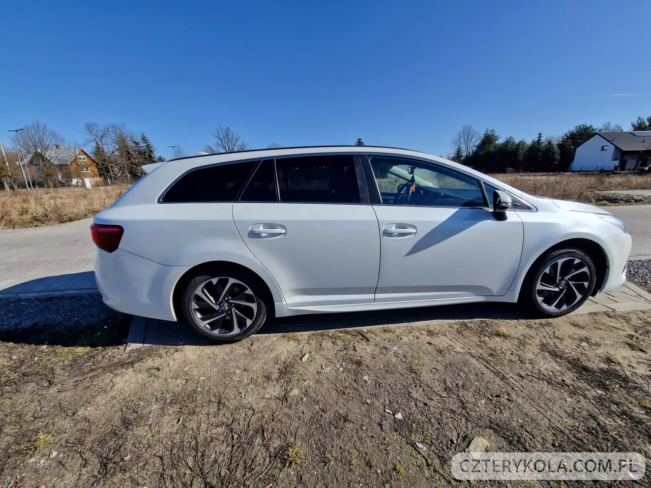 Toyota- Avensis- 2017 