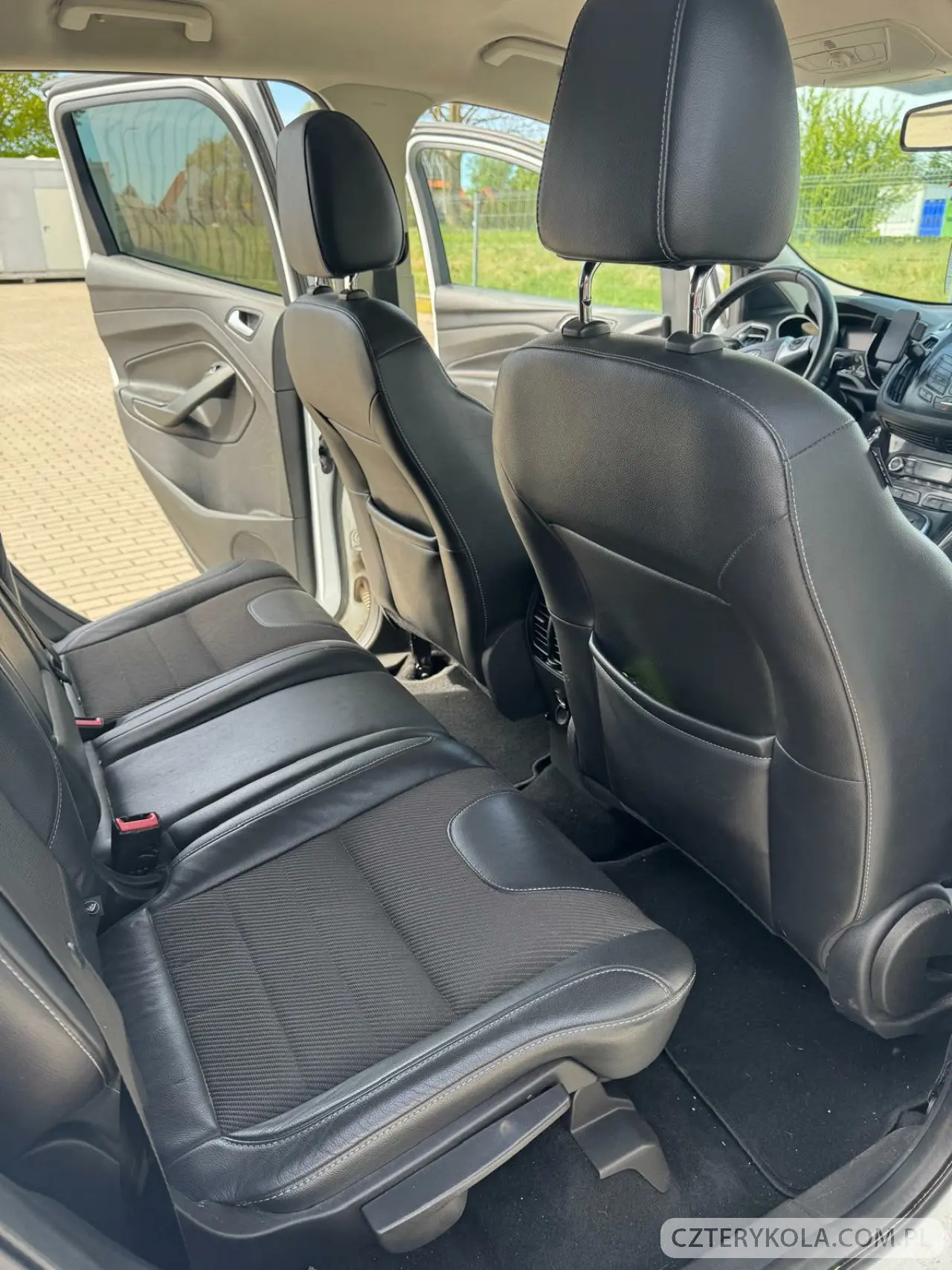 Ford- Kuga- 2015 