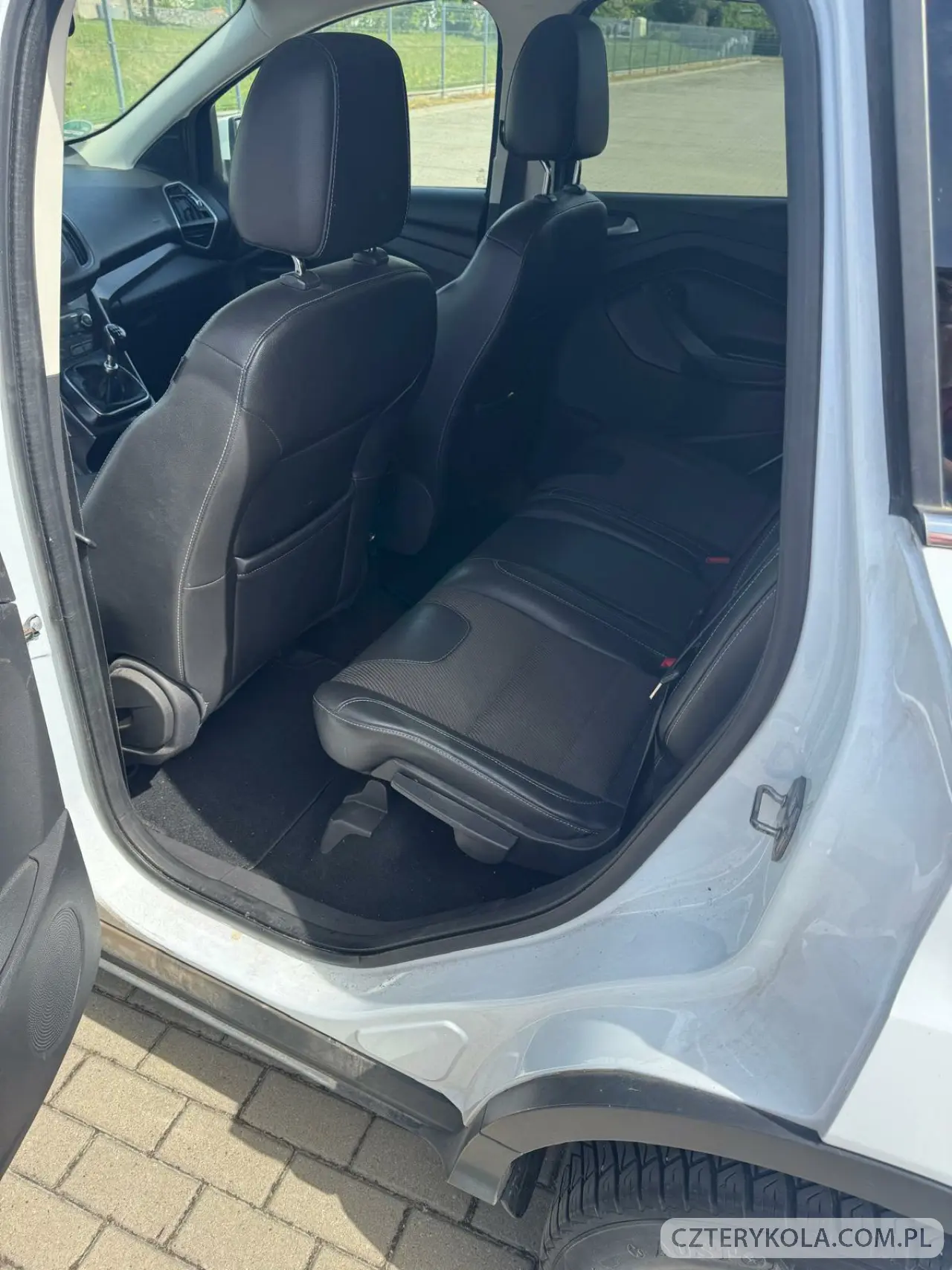Ford- Kuga- 2015 