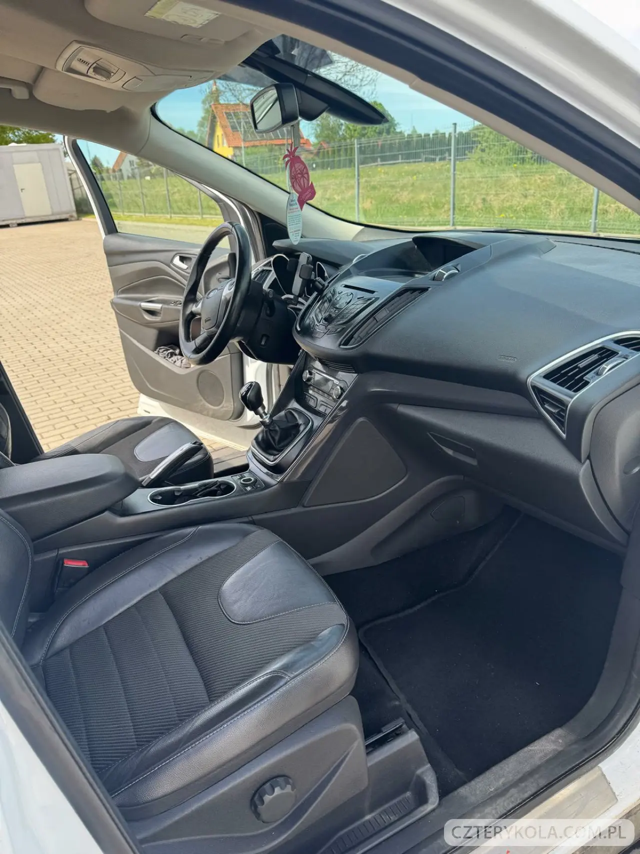 Ford- Kuga- 2015 