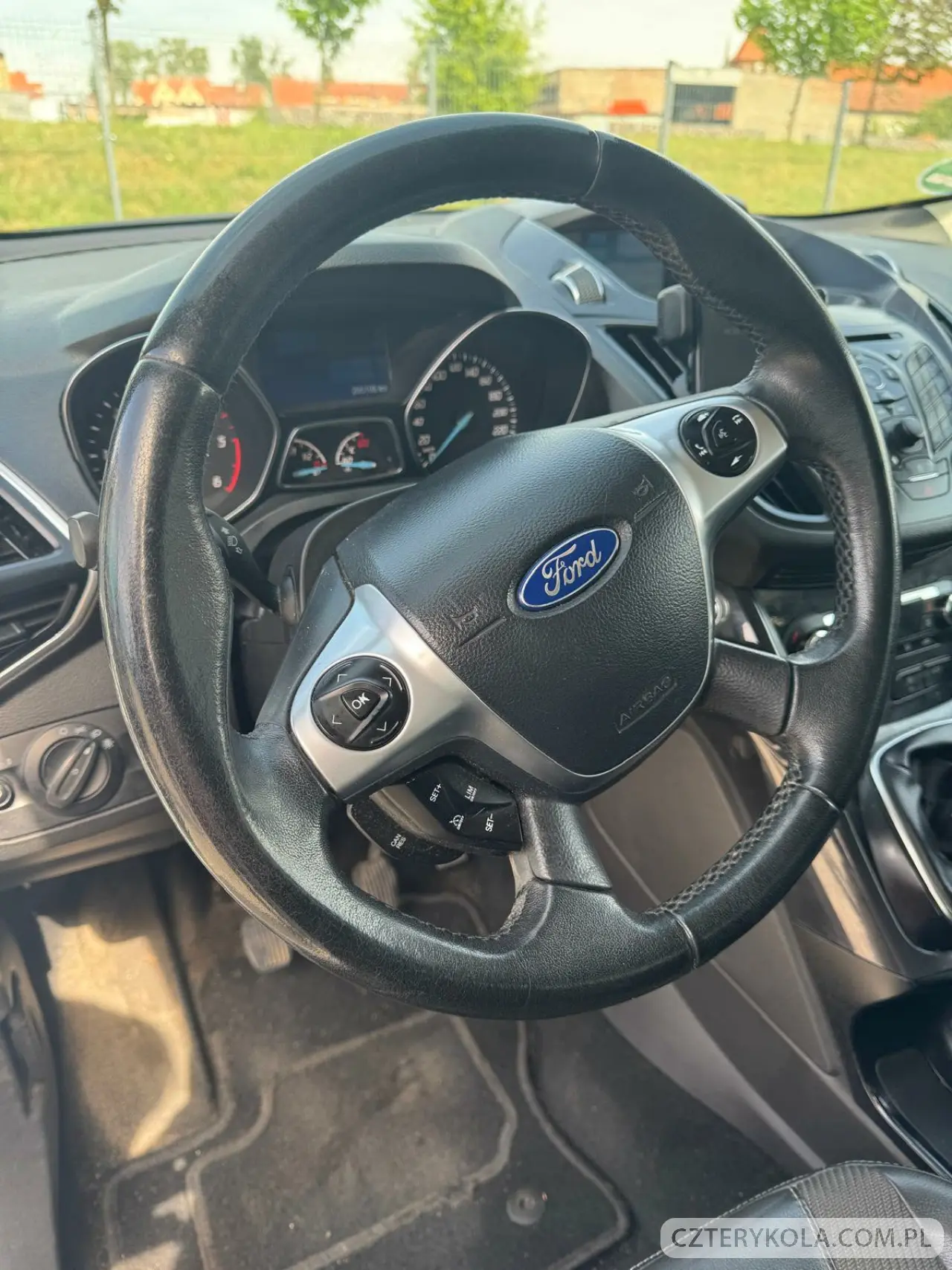 Ford- Kuga- 2015 