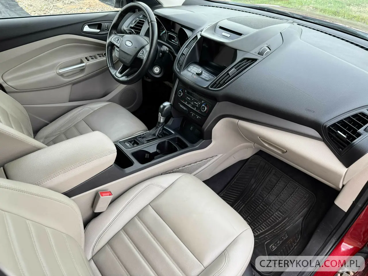 Ford- Escape- 2017 
