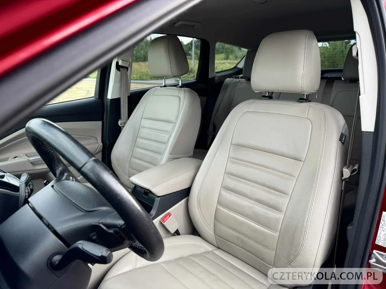 Ford- Escape- 2017 