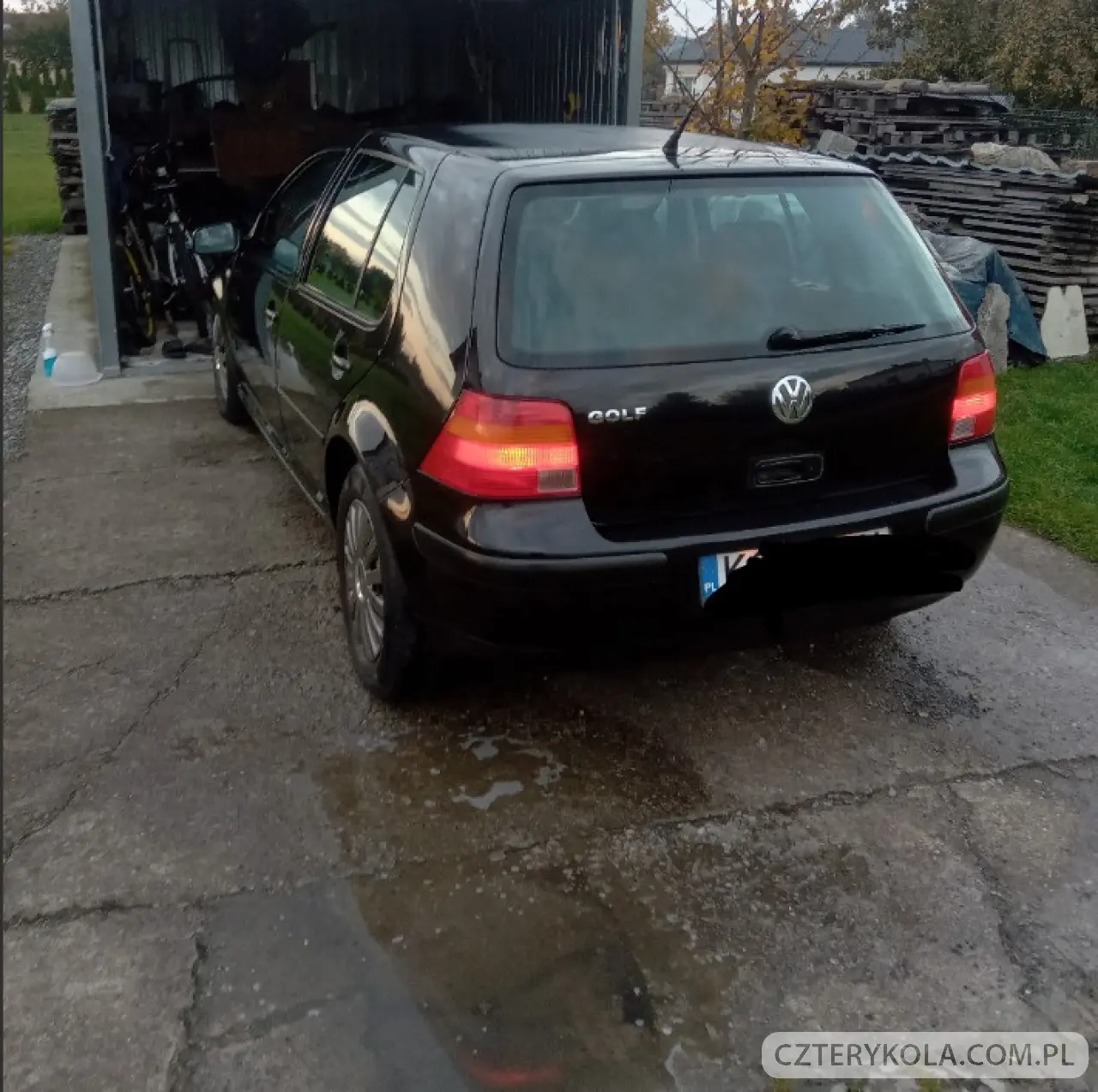 Volkswagen- Golf- 2002 