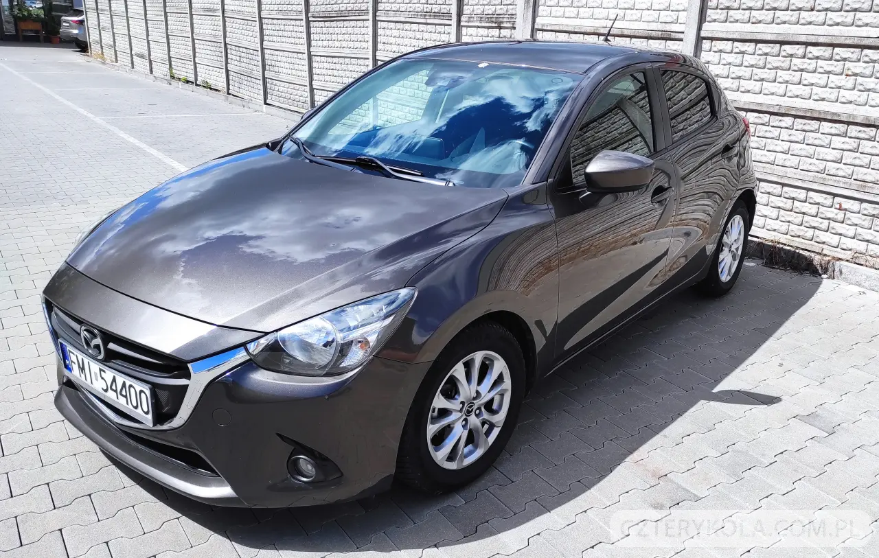 Mazda- 2- 2015 