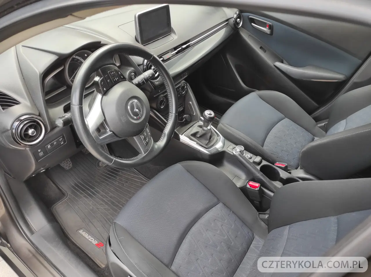 Mazda- 2- 2015 