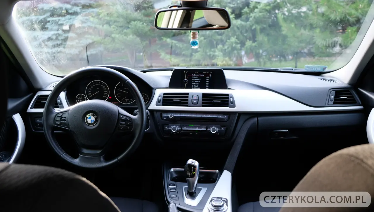 BMW- Seria 3- 2013 