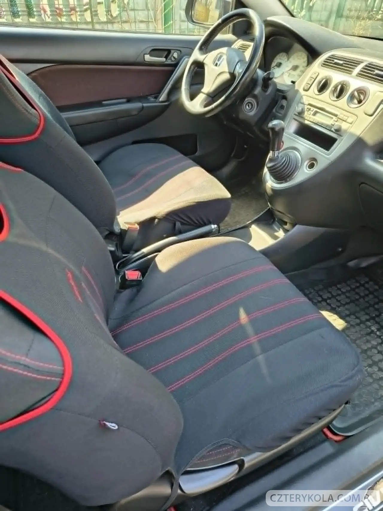 Honda- Civic- 2004 