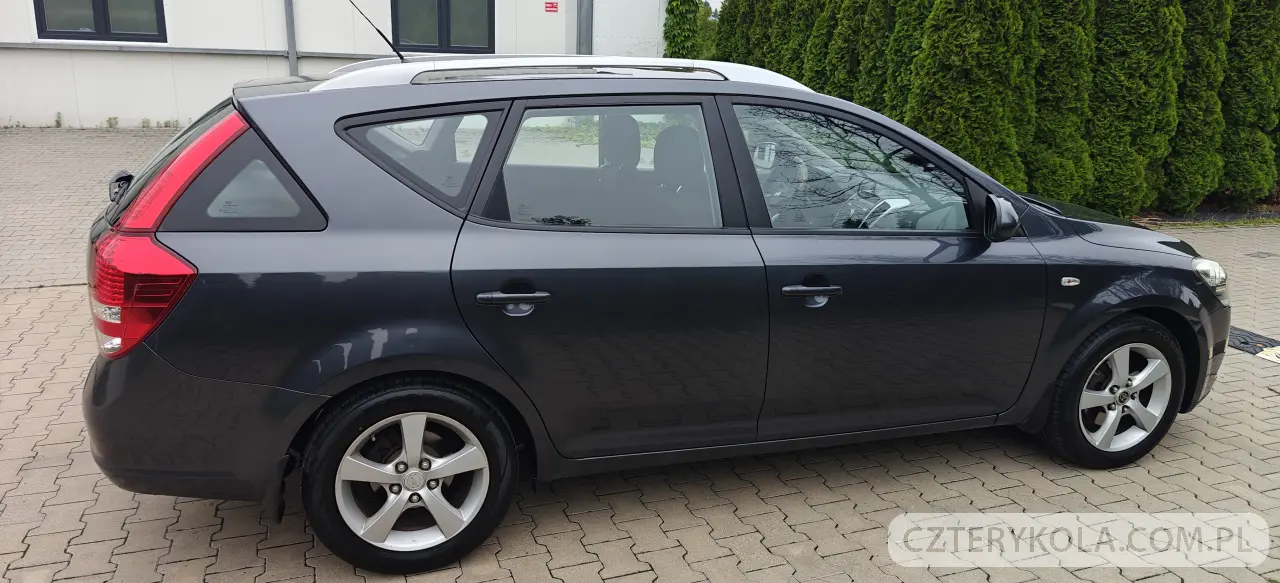 Kia- Ceed- 2010 