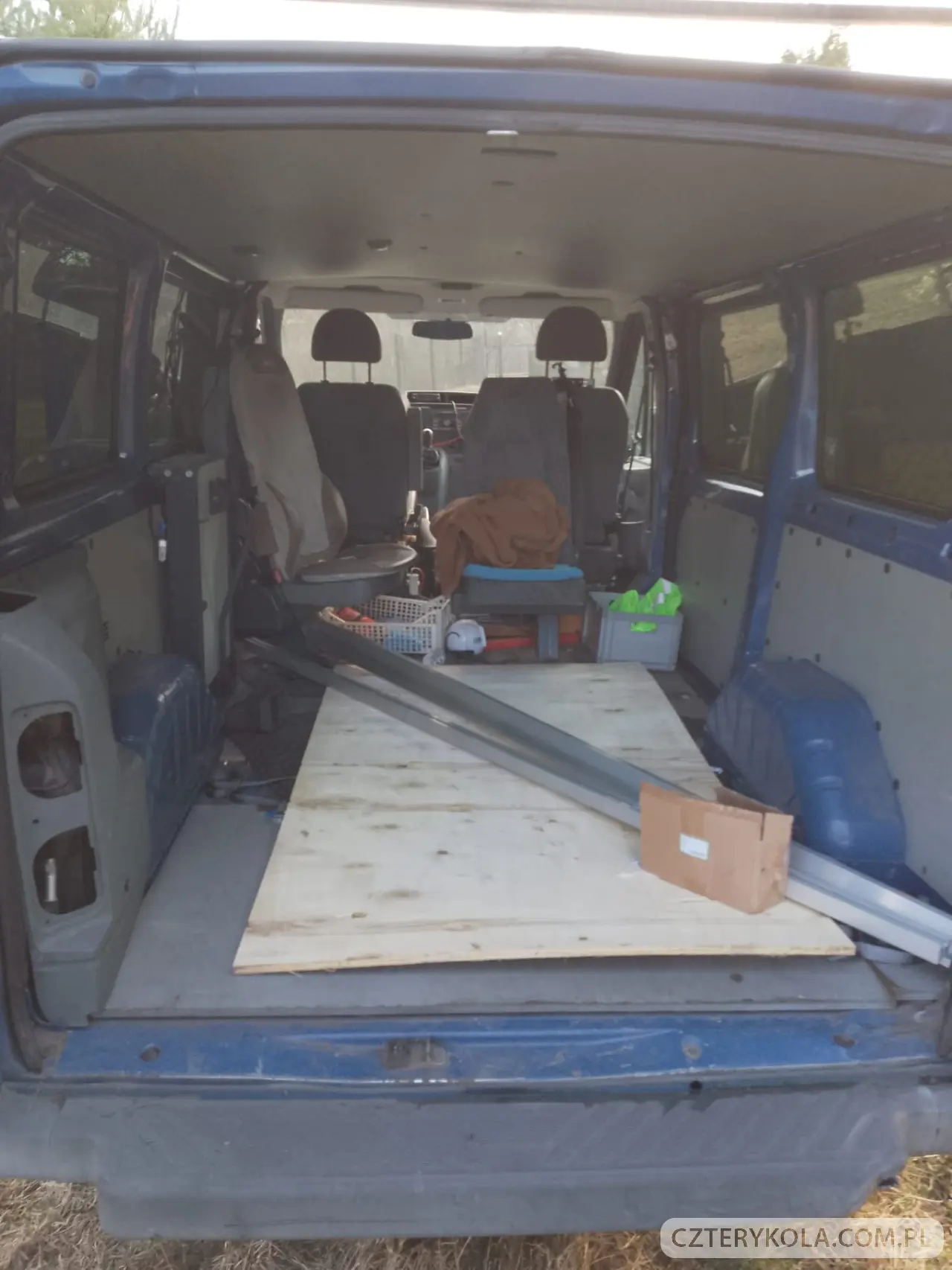 Ford- Transit- 2008 