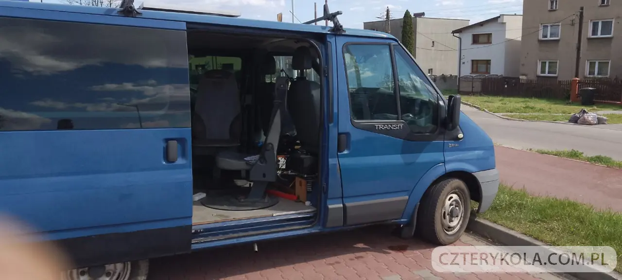 Ford- Transit- 2008 