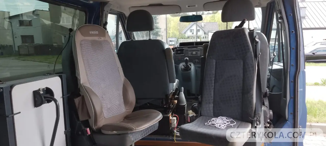 Ford- Transit- 2008 