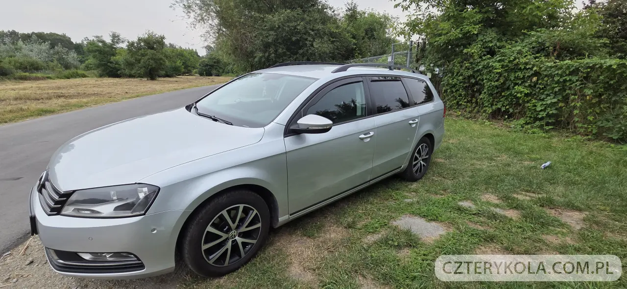 Volkswagen- Passat- 2011 