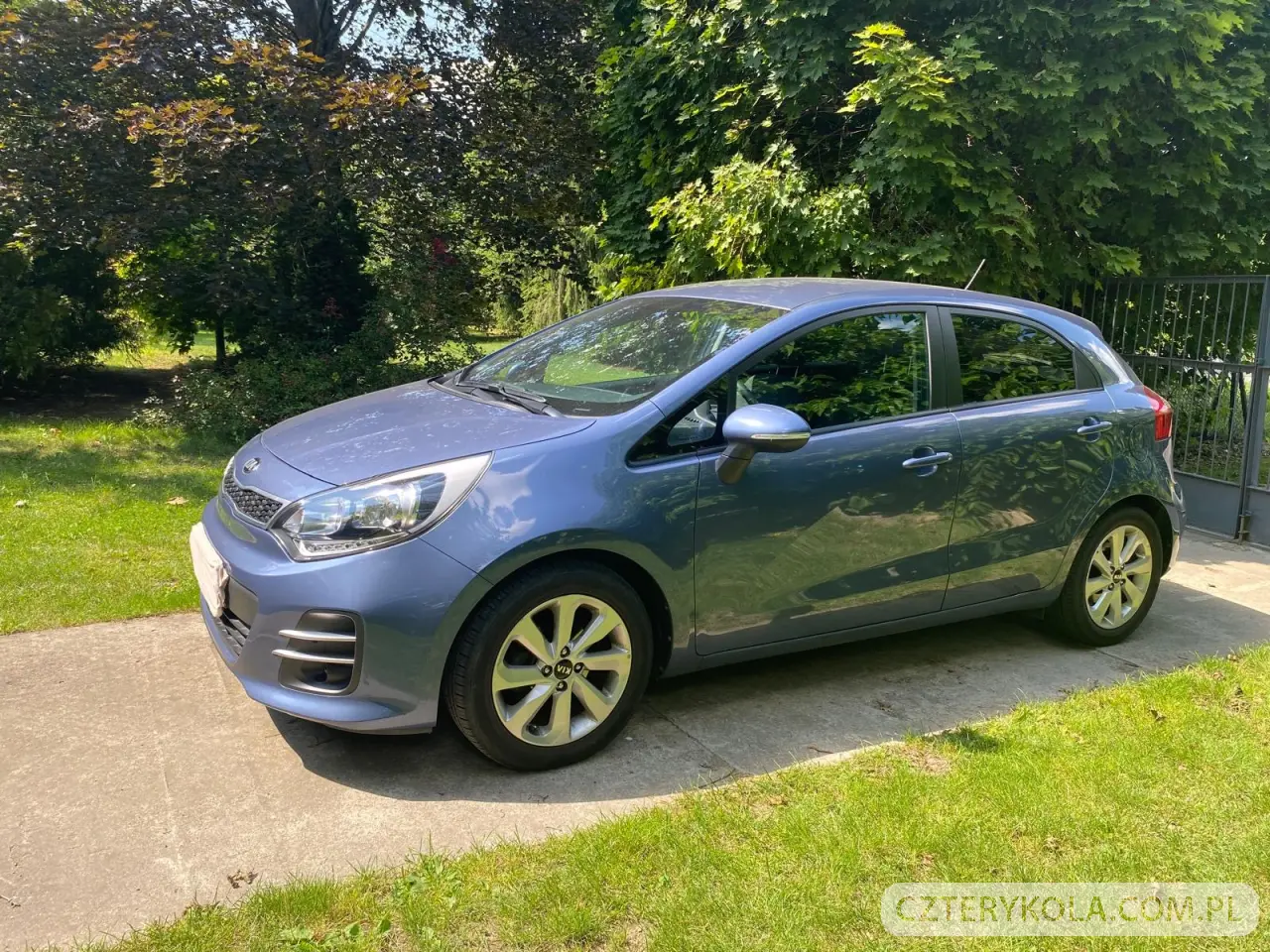 Kia- Rio- 2016 