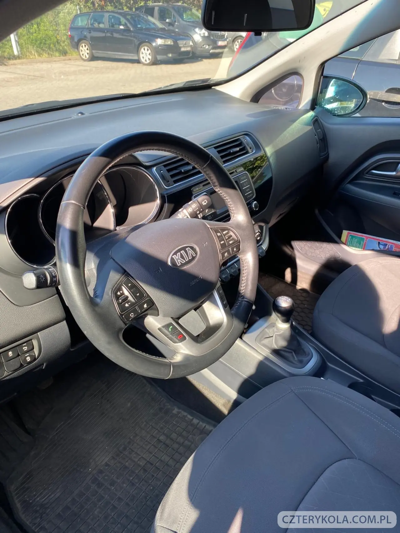 Kia- Rio- 2016 
