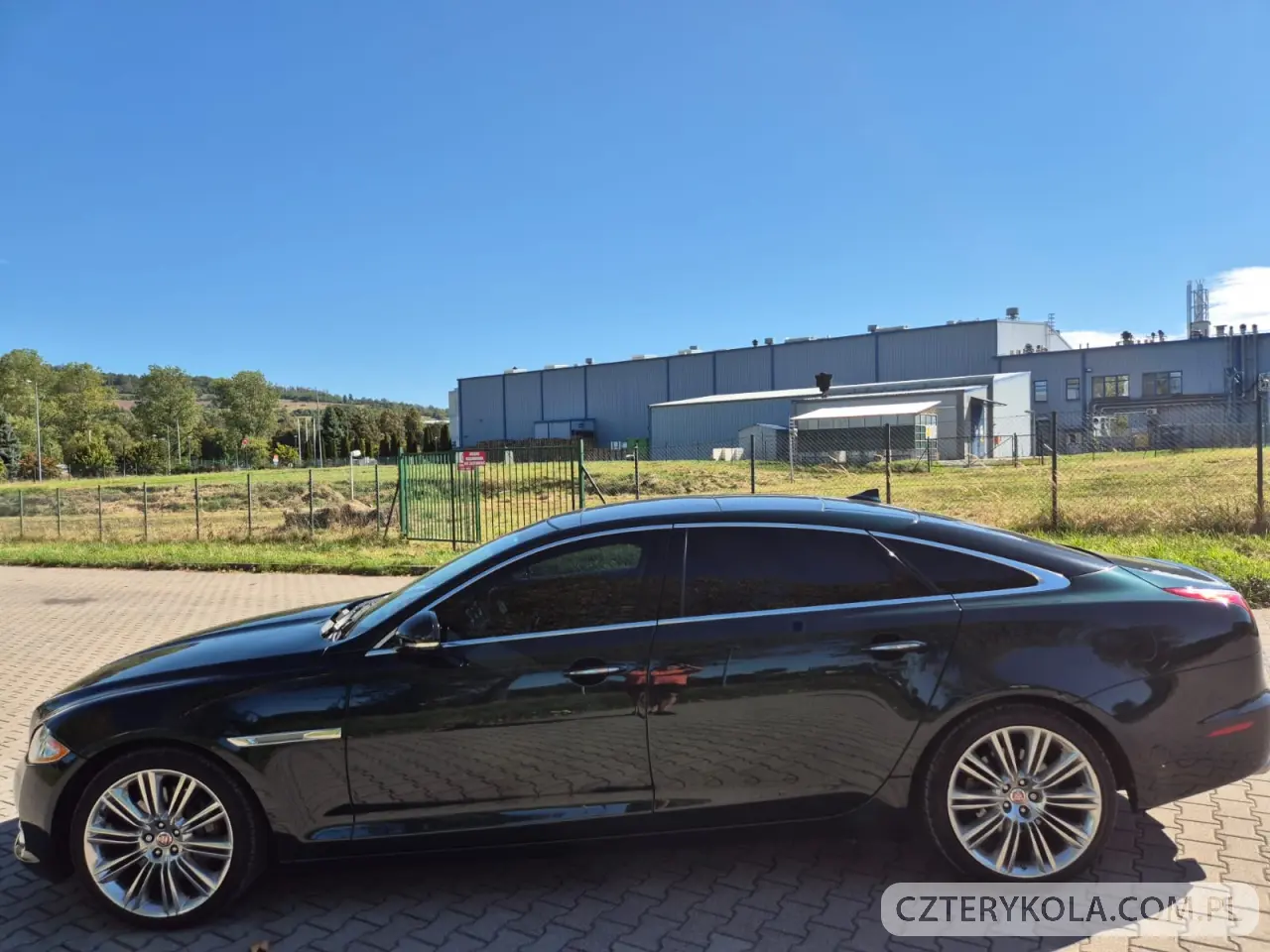Jaguar- XJ- 2015 