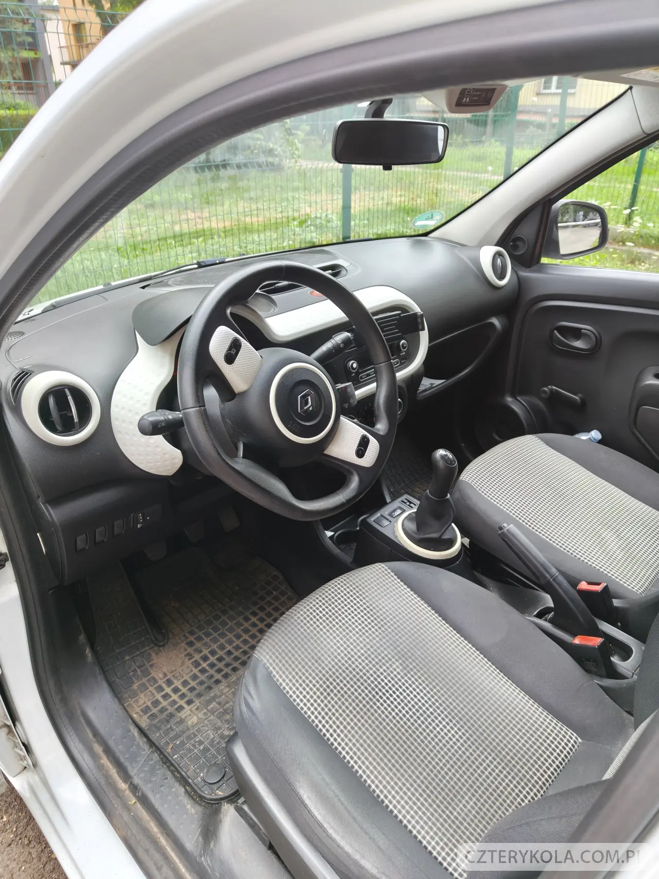 Renault- Twingo- 2015 