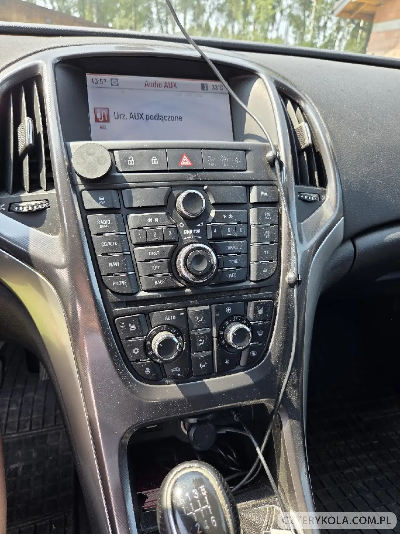 Opel- Astra- 2011 