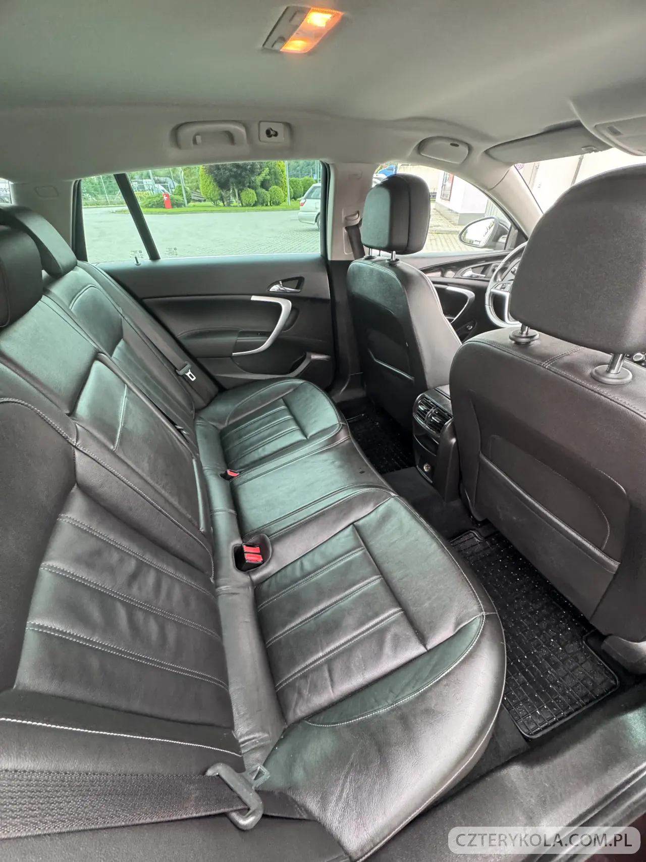 Opel- Insignia- 2012 