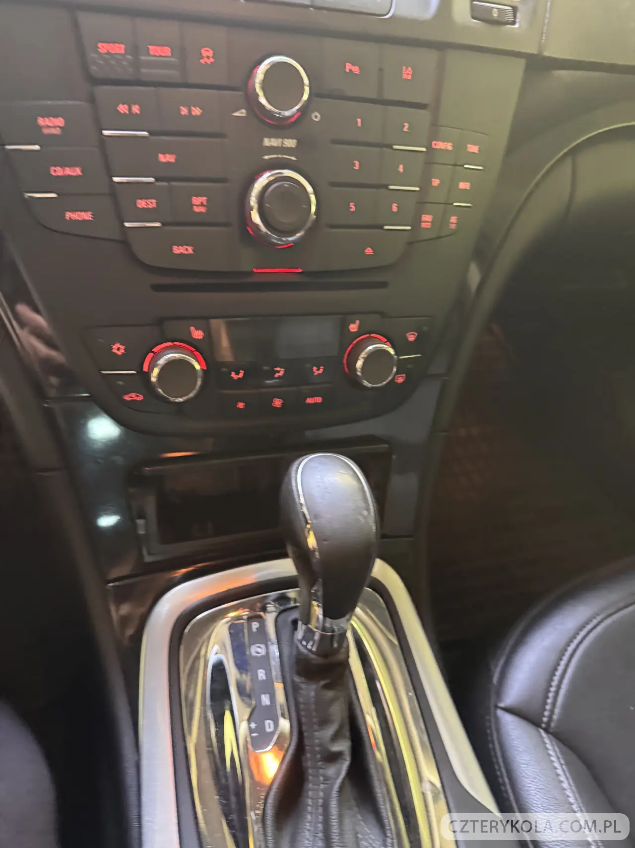 Opel- Insignia- 2012 